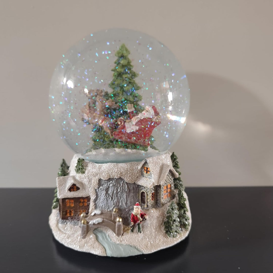 Heaven Sends Schneekugel mit Weihnachtsmann-Schlitten, 13 x 13 x 17,1 cm, Weiss