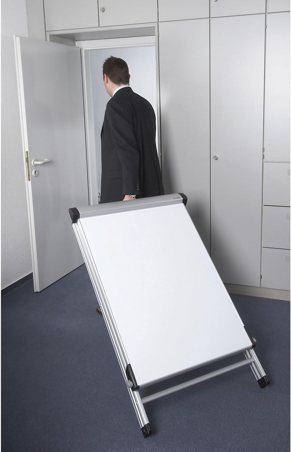 Maul Flipchart MAULpro 69x100,5cm | Stabiles Whiteboard mit Vierbeingestell und 4 feststellbaren Rol