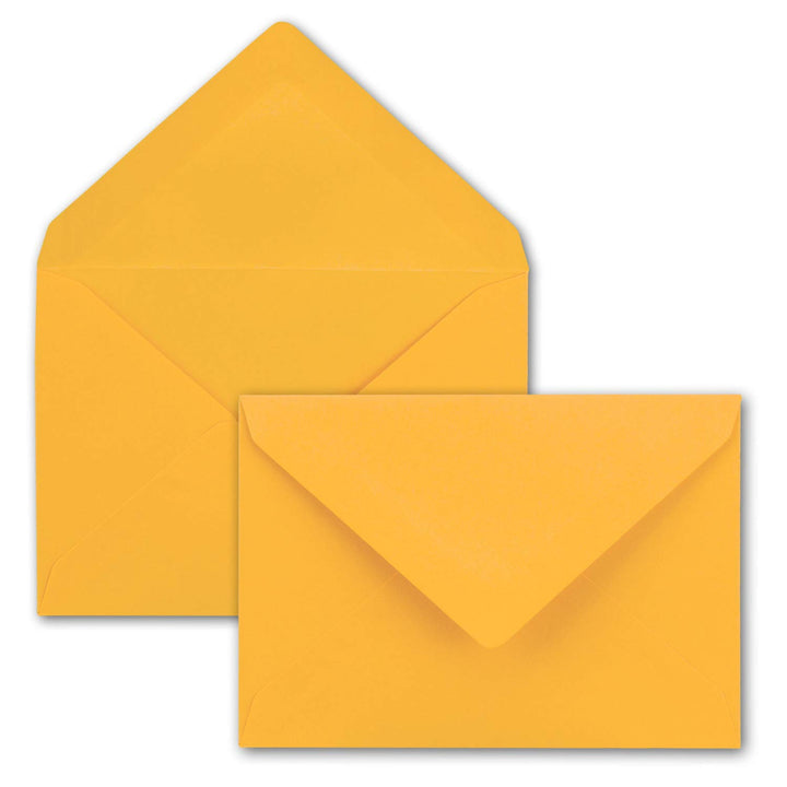 150x kleine Umschläge in Goldgelb DIN C7 8,1 x 11,4 cm mit Spitzklappe und Nassklebung in 80 g/m² -