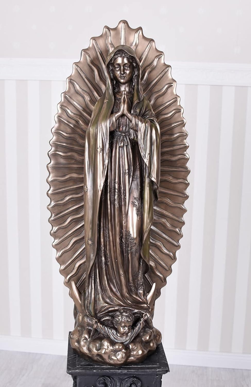 Palazzo Int Madonna Statue 70cm Keramikmasse mit Bronzeschicht Kirchenfigur Frau von Guadalupe Shabb