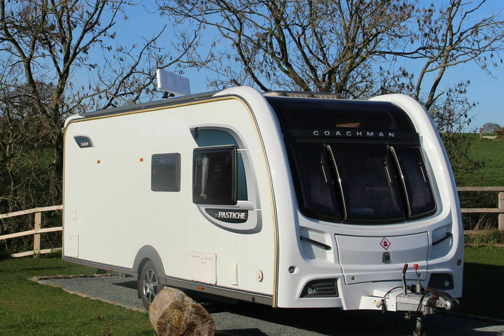 Falcon QuickSAT QSF65, Manuelles Dachmontage-Satelliten-TV-System für Wohnwagen und Wohnmobile