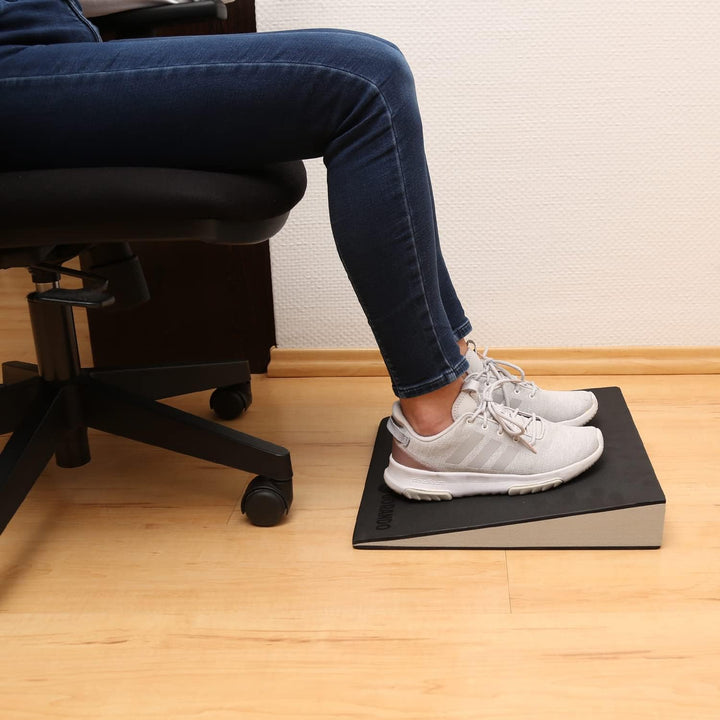 GORANDO® Bequemes Premium Keilkissen für Büro, Auto - Ergonomisches Sitzkissen - Fest, Formstabil -