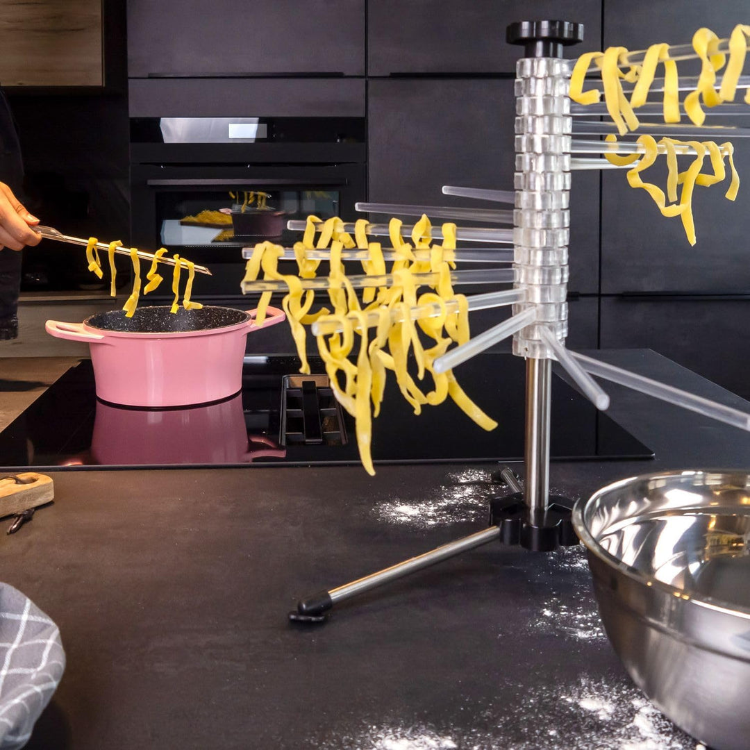 Intirilife Nudeltrockner 50cm 14 Sprossen -silber- Nudelständer zum Trocknen von Pasta zusammenklapp