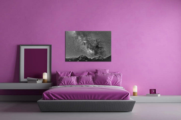 Hoch über den Bergen Effekt: Schwarz&Weiss, Format: 80x60 als Leinwandbild, Motiv fertig gerahmt auf