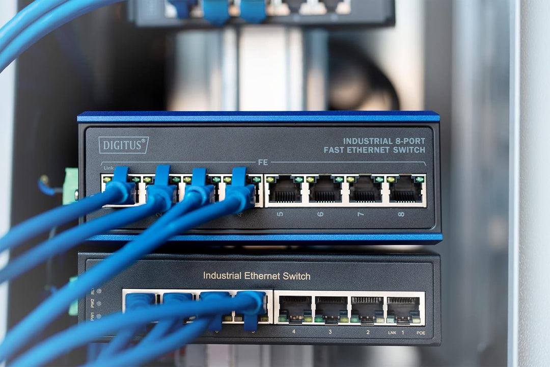 DIGITUS Netzwerk-Switch - 8-Port Fast Ethernet - DIN-Rail Montage - Klemmleiste - Lüfterlos - Schwar