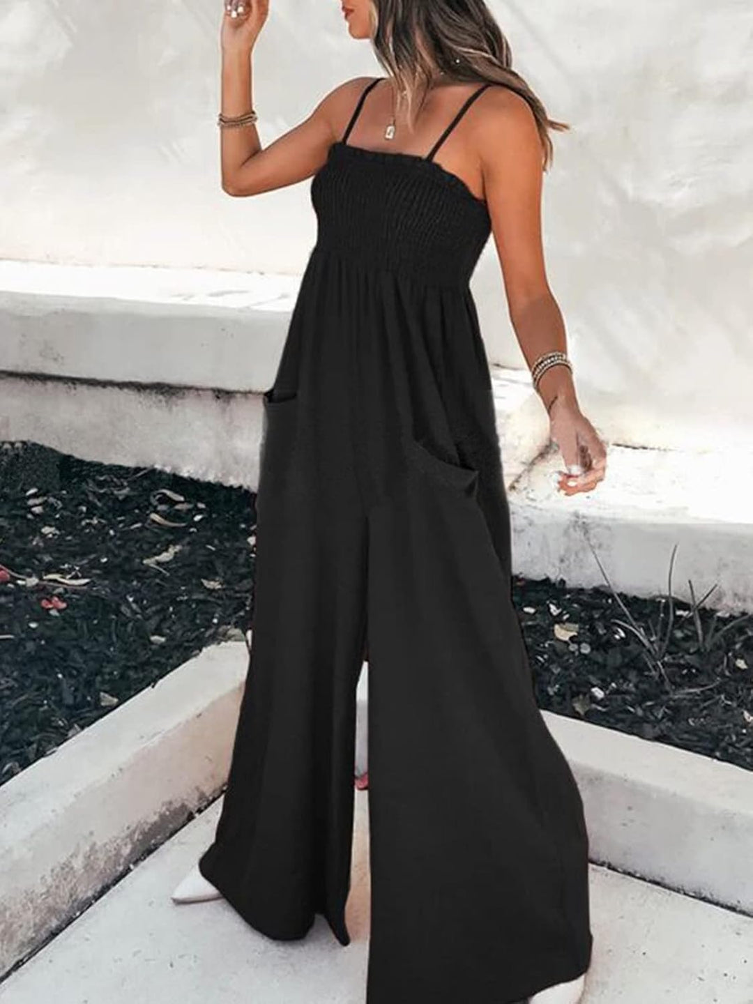CUPSHE Damen Jumpsuit Square Neck Ärmellos Weites bein Sommer Lang Overall Romper Gesmokter Spaghett