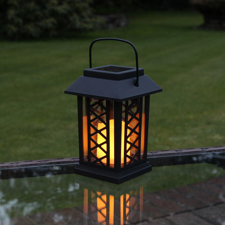 Festive Lights 2-er Set: Schwarze Solar Laternen mit LED Kerzen und täuschend echt wirkenden Flacker