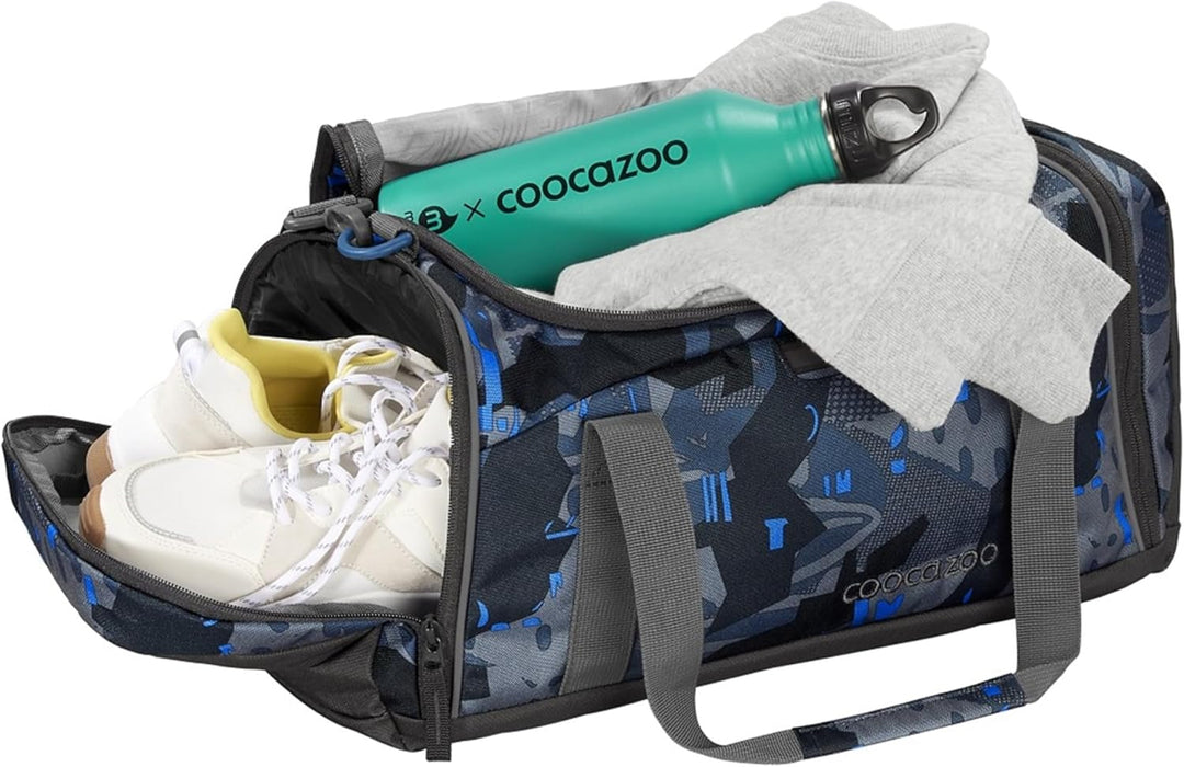 coocazoo Sporttasche „Blue Craft“, schwarz-blau, Hauptfach, Nasswäschefach, Seitentasche, Reflektore