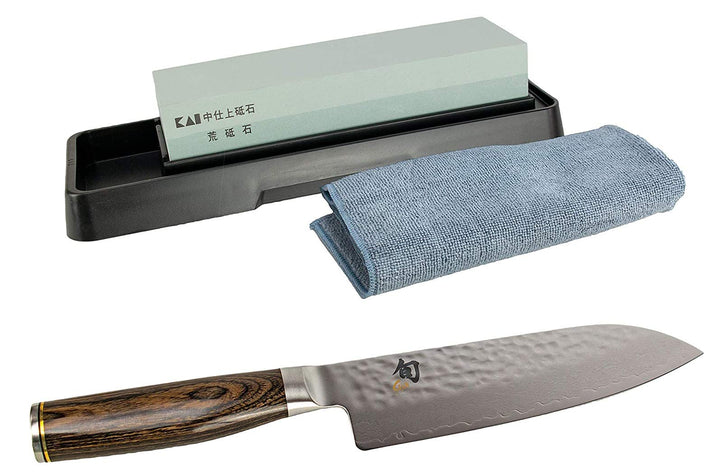 Kai Shun Premier Tim Mälzer Geschenkset | TDM-1702 japanisches Santokumesser Klinge18 cm | + KAI-Sch