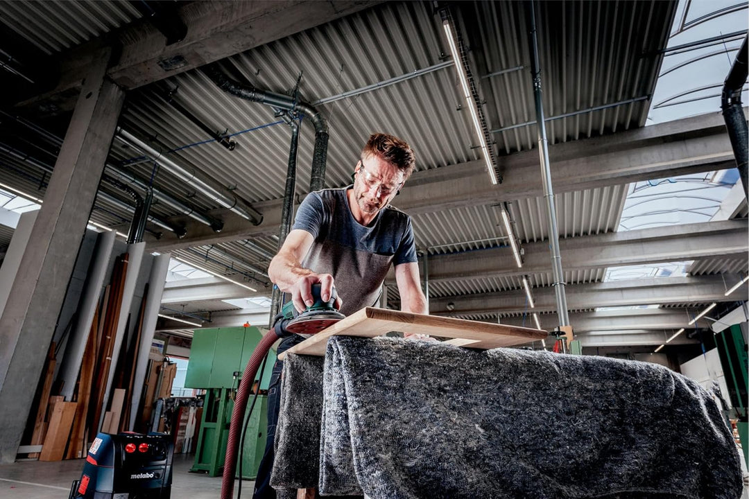 metabo Exzenterschleifer SXE 150-2.5 BL - 350 W, 150 mm Schleifteller - Leicht & flach, VTC Elektron