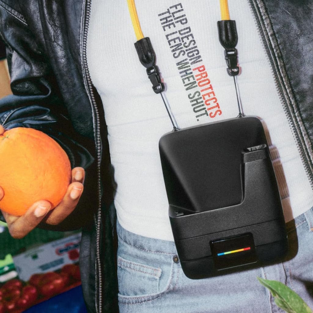 Polaroid Everything Box Flip Sofortbildkamera, analog, Format 79 x 79 mm, weiss, mit Bluetooth & Fil
