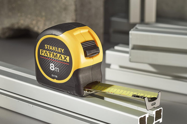 Stanley FatMax Bandmass Blade Armor (8 m Länge, Feststeller, automatischer Rücklauf, Gürtelclip, Dyn