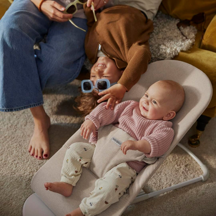 BabyBjörn Babywippe Bliss, Gewebt Melange, Hellbeige