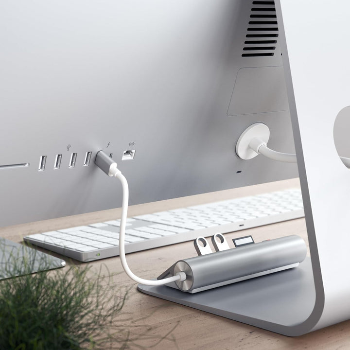 SATECHI 5-in-1 Desktop USB-C Hub Kombination aus Aluminium mit 3 USB-A Anschlüssen (5 Gbit/s) und mi