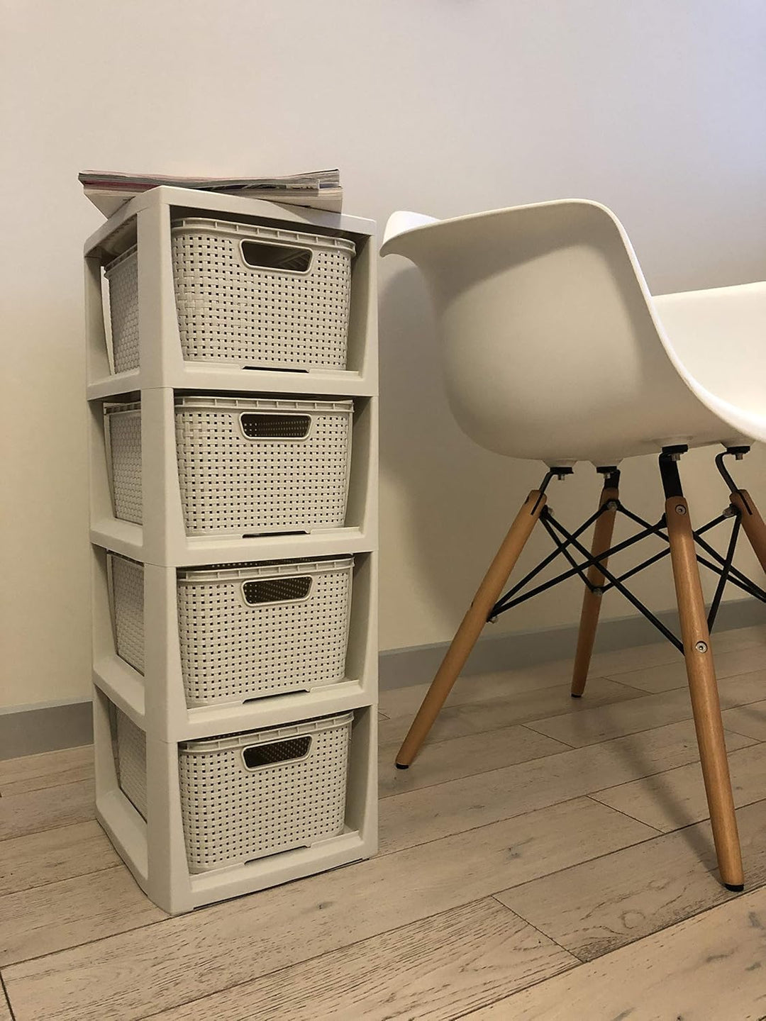 BranQ - Home essential Regal in Rattan Design, Kunststoff PP, Creme, 29,5 x 24 x 64,2 cm 4 Körben Cr