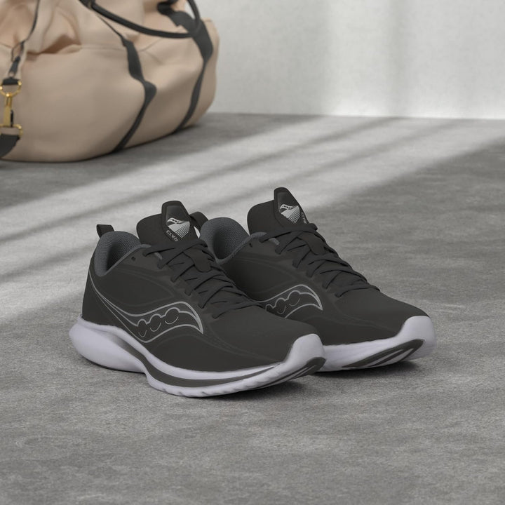 Saucony Herren Kinvara 13 Laufschuh 42.5 EU Schwarz Silber, 42.5 EU Schwarz Silber