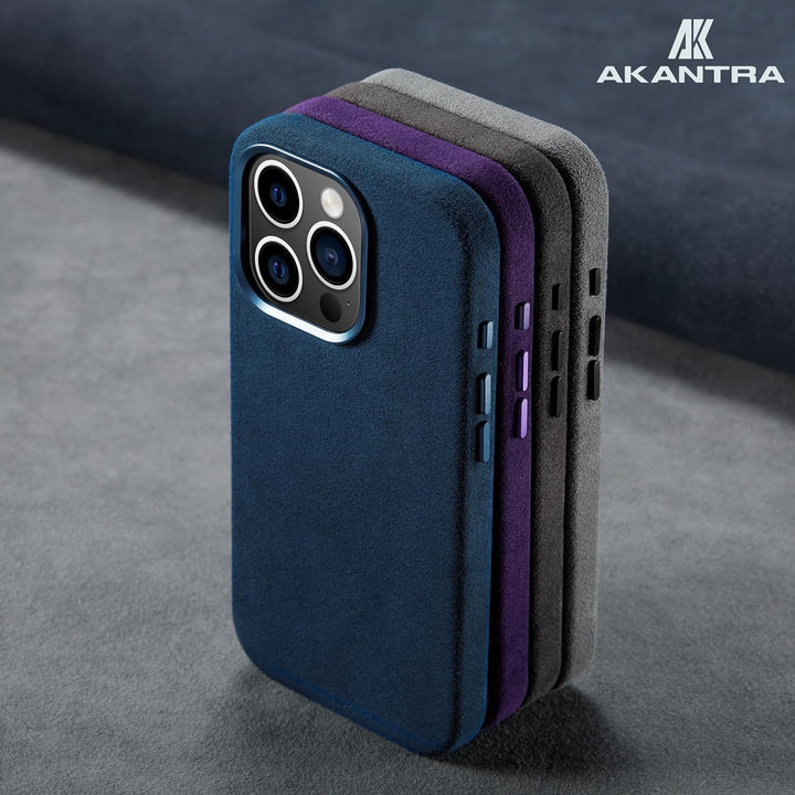 AKANTRA Alcantara Hülle für Apple iPhone 15 Pro, handgefertigt, vollständig umwickelt, synthetisches