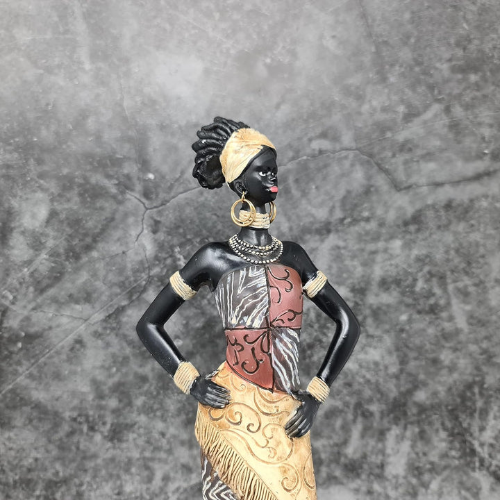 Lifestyle & More Moderne Skulptur Dekofigur Frau Afrikanerin aus Kunststein Mehrfarbig stehend mit b