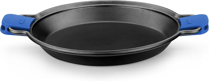 MONIX Solid+ | Antihaftbeschichtete Paella-Pfanne und Silikongriffe, Aluminium, Schwarz und Blau, 36