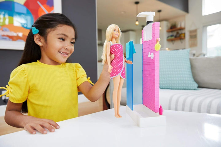 Barbie FXG51 Barbie Deluxe-Set Möbel Badezimmer & Puppe Badezimmer mit Dusche, Badezimmer mit Dusche