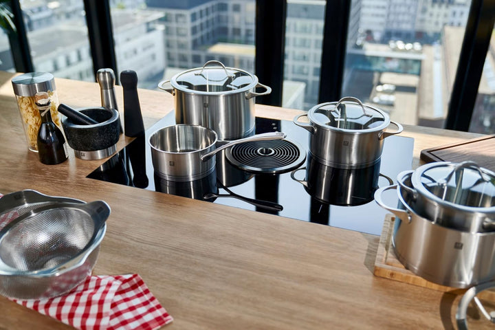ZWILLING Essence Kochtopf-Set, 5-teilig, 4 Deckel, Induktionsgeeignet, Edelstahl, 5 Tlg., 5 tlg.