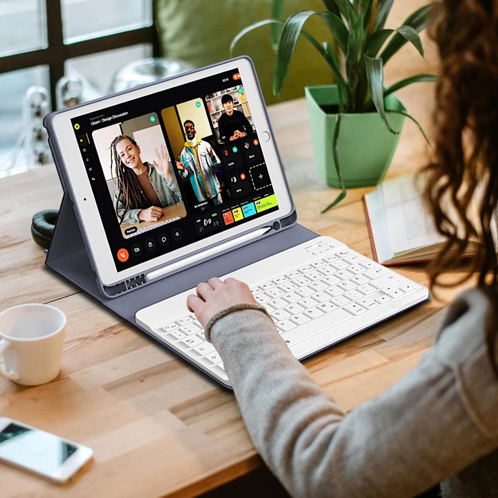 Hülle mit Tastatur für iPad 9. / 8. / 7. Generation 10,2 Zoll 2021/2020/2019, Bluetooth Magnetisch Q