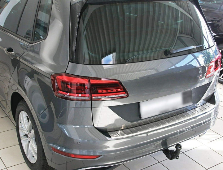 Ladekantenschutz Edelstahl MATT kompatibel für VW GOLF SPORTSVAN | ab 2014 | mit Abkantung | premium