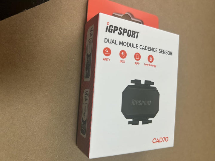 iGPSPORT Fahrrad Geschwindigkeitssensor,Trittfrequenzsensor, Dual Modul Bluetooth und ANT +