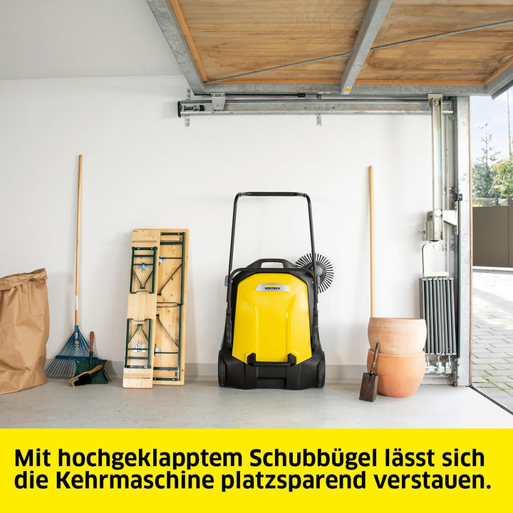 Kärcher Kehrmaschine S 6 (Max. Flächenleistung: 2500 m²/h, 1 Seitenbesen, Kehrbehälter: 38 l, Arbeit