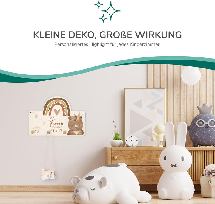 KIDSMOOD Personalisierte Wand-Garderobe mit Wunschnamen, Kleiderhaken aus Holz mit süssem Tier-Motiv