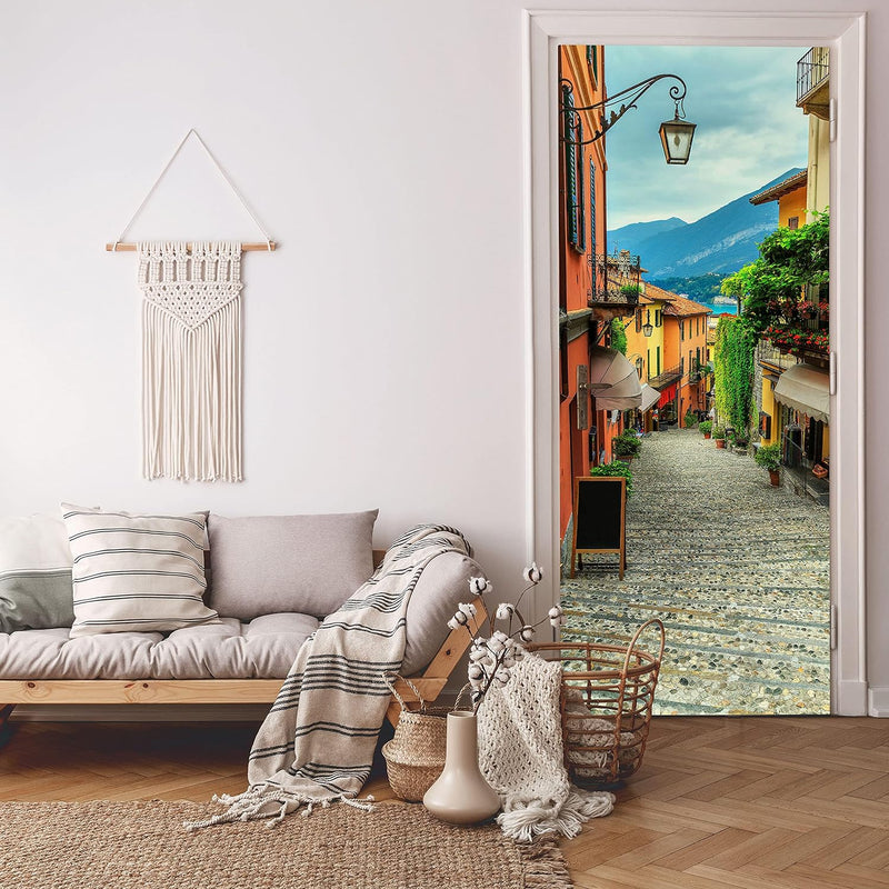 wandmotiv24 Türtapete Gasse mit Blick auf Berge & See, Italien 80 x 200cm (B x H) - Dekorfolie selbs