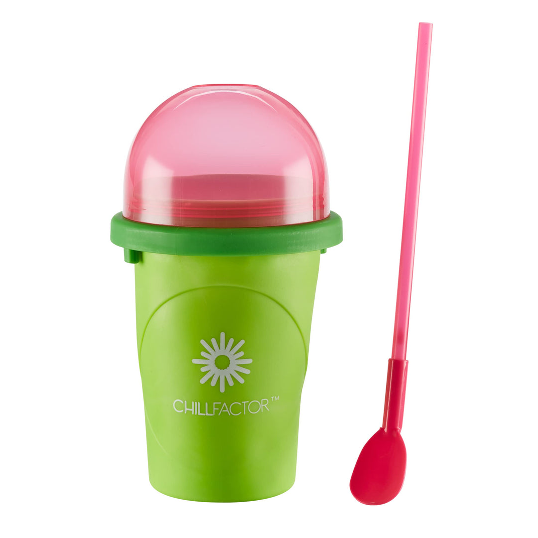 BANDAI CHILLFACTOR CO07952 Küchenspielzeug, Slush-Maschine mit wiederverwendbarem Becher und Strohha
