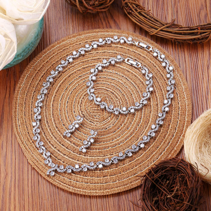EVER FAITH® Zirkonia Kristall elegant Braut Modeschmuck Schmuck-Sets Silber-Ton N03406-1