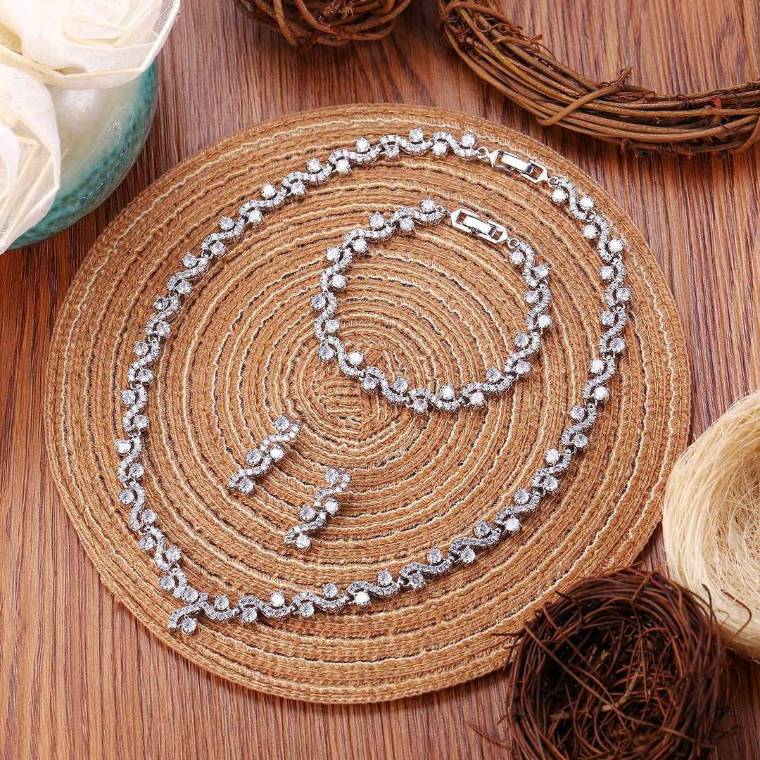 EVER FAITH® Zirkonia Kristall elegant Braut Modeschmuck Schmuck-Sets Silber-Ton N03406-1