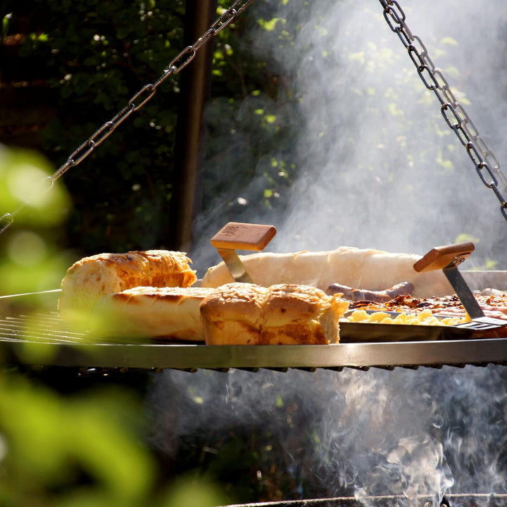 Grillrost RUND - 100cm aus Edelstahl - Handwerksprodukt - Made in Germany mit 3 Aufhängeösen Ø 100 c