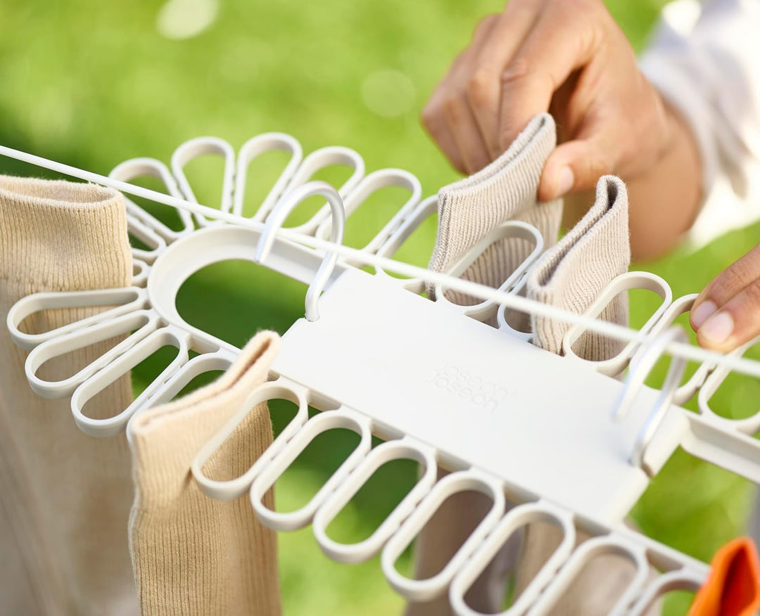 Joseph Joseph Petal 32 Clips Wäscheständer, Ideal für Socken/Unterwäsche, Langlebige Aluminiumhaken,