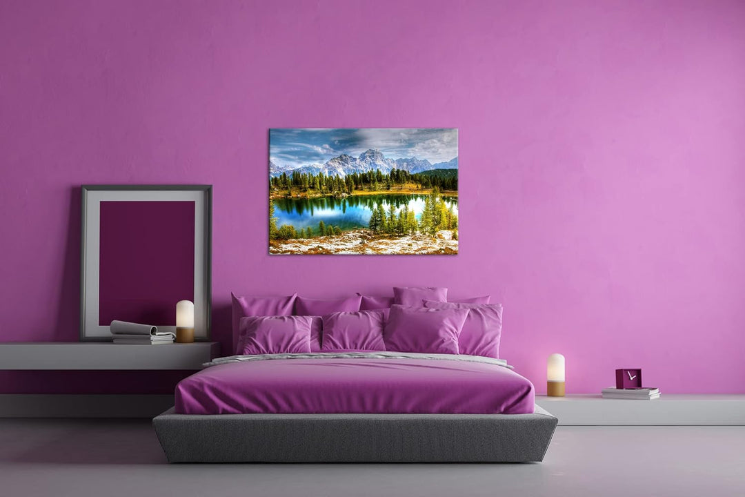 Zauberhafter See in den Bergen Format:90x60 cm als Leinwandbild, Motiv fertig gerahmt auf Echtholzra