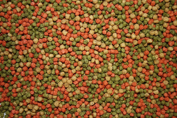 Koifuttermischung, Koifutter, Premium Koimix, Schwimmfutter, Teichfuttermix mit Spirulina, Astax, Pa
