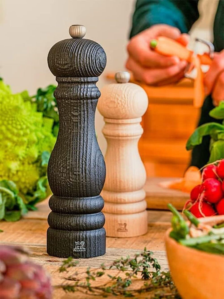 PEUGEOT - Salzmühle Paris Nature Black 12 cm + Salz - Klassische Mahlgradeinstellung - Aus recycelte