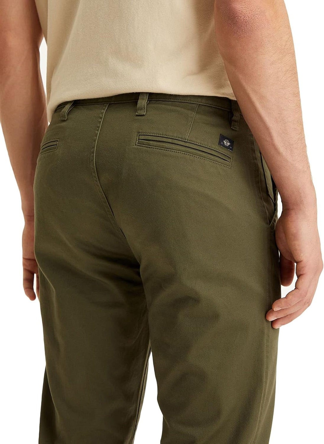 Dockers Herren Alpha Original Khaki Slim Hose 28W / 32L Dockers Olive, 28W / 32L Dockers Olive