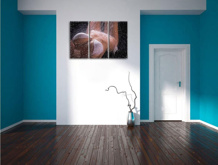 Pixxprint Frau im Bikini unter Einer Dusche als Leinwandbild/Grösse: 3 Teilig (120x80) cm/Wandbild/K