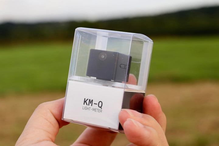 KEKS by antonKUNZE KM-Q OLED digitaler Belichtungsmesser schwarz- OLED Display auf Oberseite