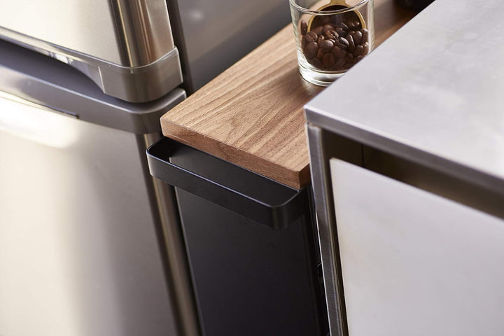 Yamazaki 3628 TOWER Nischenwagen mit Griff, schwarz, Stahl/Holz, Minimalistisches Design Schwarz Sin