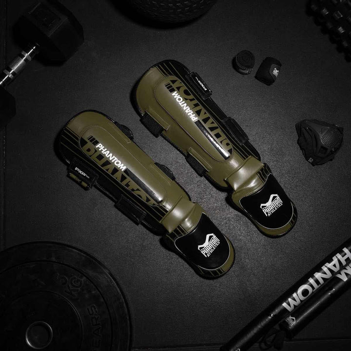 Phantom Schienbeinschoner mit Spannschutz, Kampfsport, MMA, Kickboxen, Muay Thai APEX Hybrid - Army