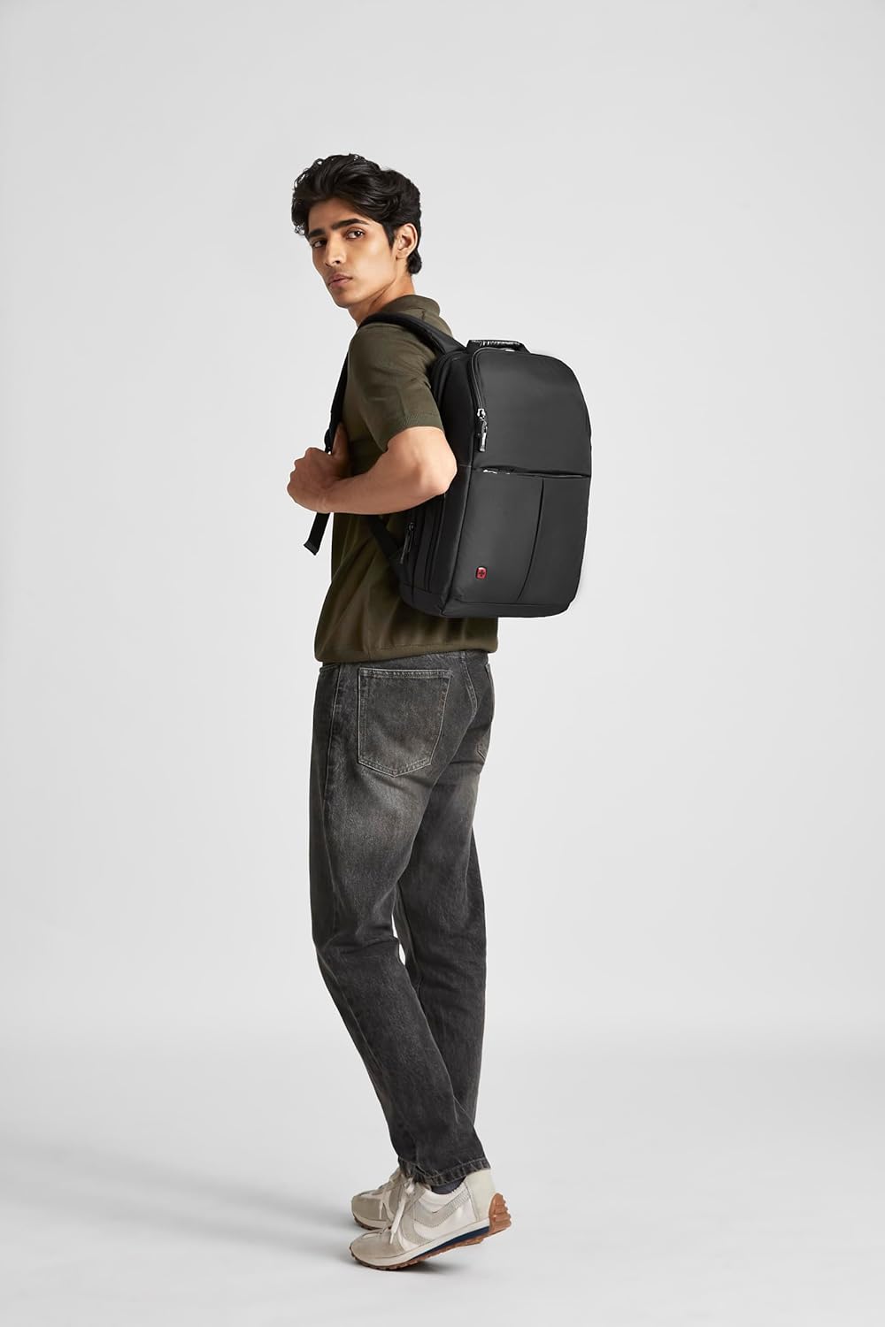 WENGER Reload 14 Laptop-Rucksack mit Tabletfach, Notebook bis 14 Zoll, Tablet bis 10 Zoll, Organizer