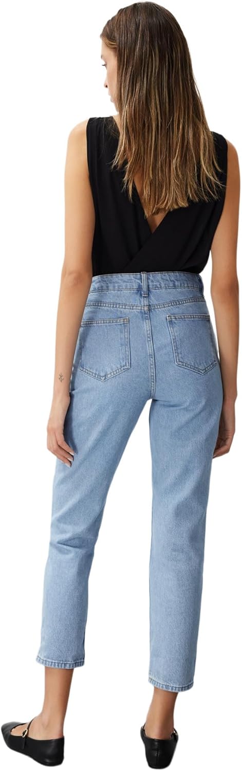 TRENDYOL Damen Basic Normal Waist Mom Jeans 32 Blau, 32 Blau