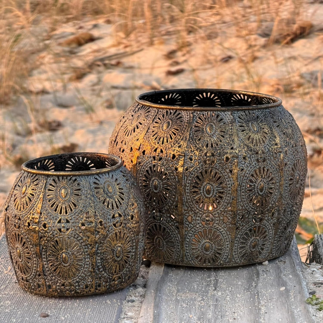 Hurricane Laternen-Set mit Gänseblümchen-Motiv, Metallarbeiten, Used-Gold, Weiss-Grau-Patina, Eisen,