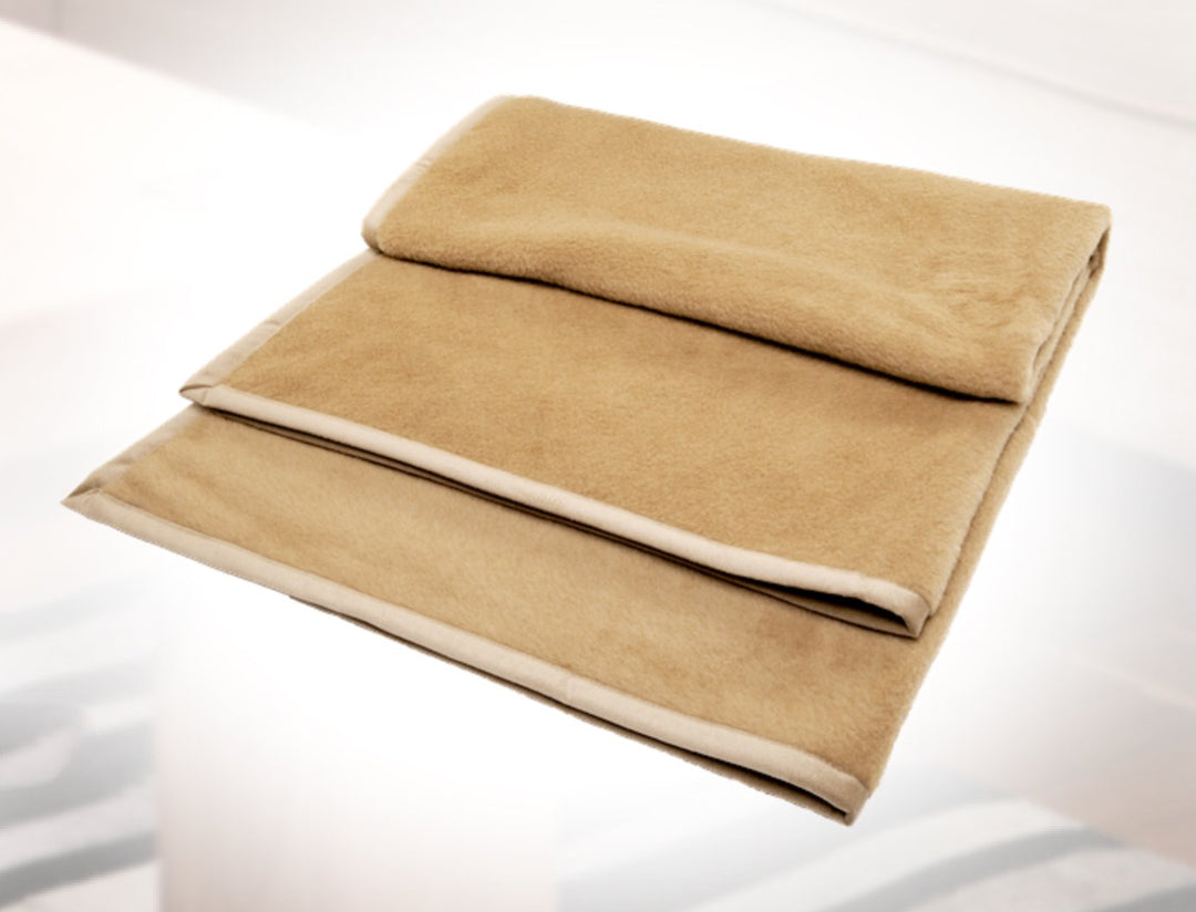 Forster Plaids Wohndecke Camel Soft, 150x200 cm, ca. 1350 gr, Babycamelhaar