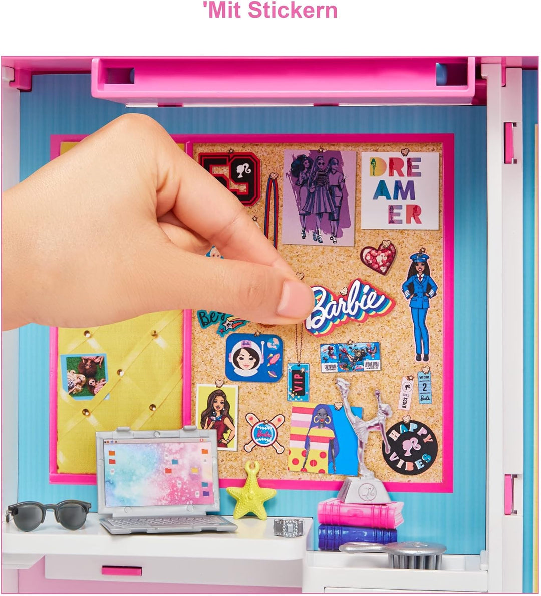 Barbie GBK10 - Traum Kleiderschrank mit Blonder Puppe, +25 Zubehörteilen, 60 cm, +10 Aufbewahrungsbe