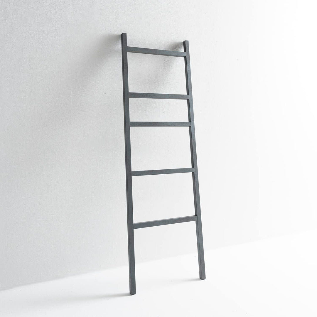 ARHome Dekorative Leiter Urban, 160 x 50 cm, Dunkler Beton, Handtuchhalter, Made in Italy, Dunkler B